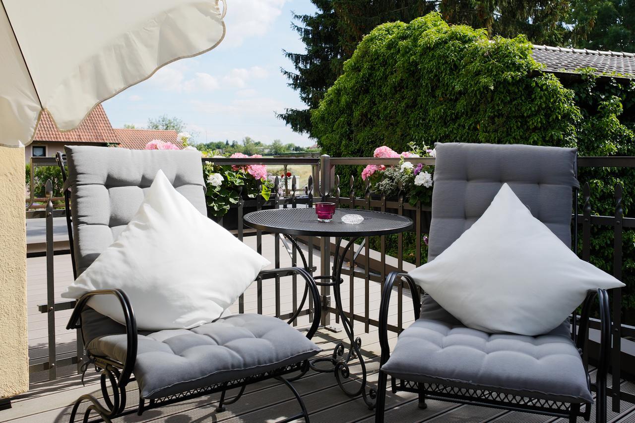 Das Kleine Hotel Iphofen, Fruehstueckszauber, No Waste, Nachhaltig, Nahe Aller Weingueter, Knauf Gips Kg Und Connekt, Kleines Secret Mit Garten & Terrassen, Tv Mirrorring, 55" Tv, Fine Dining, Hunde Willkommen Exteriér fotografie