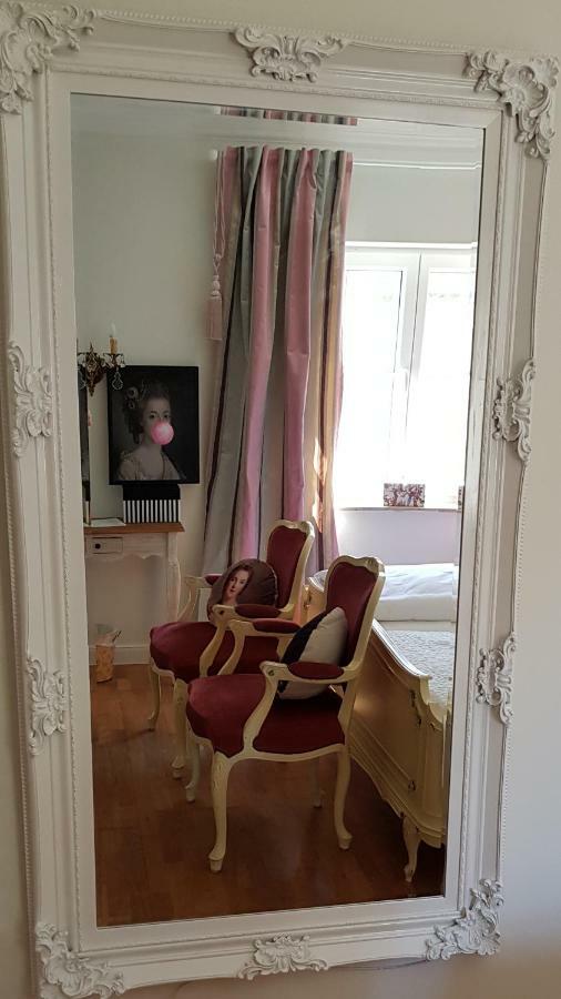Das Kleine Hotel Iphofen, Fruehstueckszauber, No Waste, Nachhaltig, Nahe Aller Weingueter, Knauf Gips Kg Und Connekt, Kleines Secret Mit Garten & Terrassen, Tv Mirrorring, 55" Tv, Fine Dining, Hunde Willkommen Exteriér fotografie